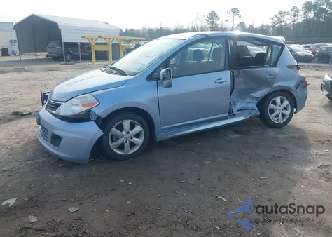2010 Nissan Versa 1.8Sl z USA, uszkodzony, nr VIN 3N1BC1CPXAL364514